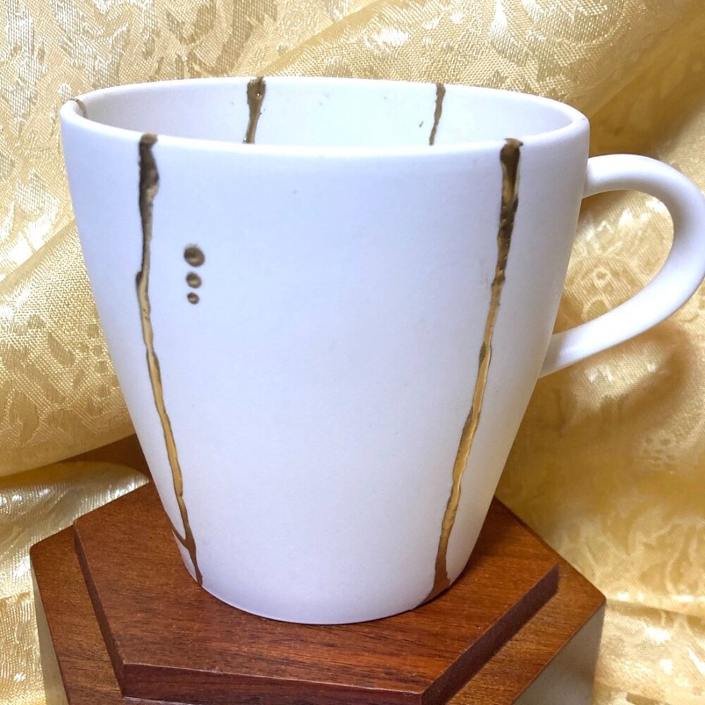 KINTSUGI WABI SABI VILLEROY & BOCH MANUFACTURE ROCK MUG WHITE PORCELAIN GOLD NEW